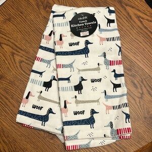2 Dachshund kitchen hand towels nwt